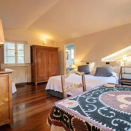 Ferienhaus Spacious With Private Pool Near Lucca