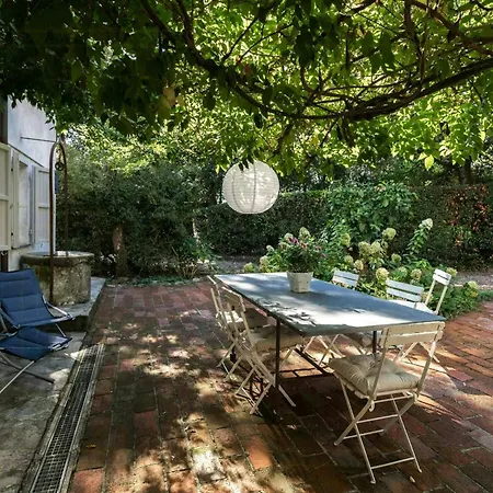 Ferienhaus Spacious With Private Pool Near *