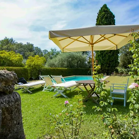 Ferienhaus Spacious With Private Pool Near